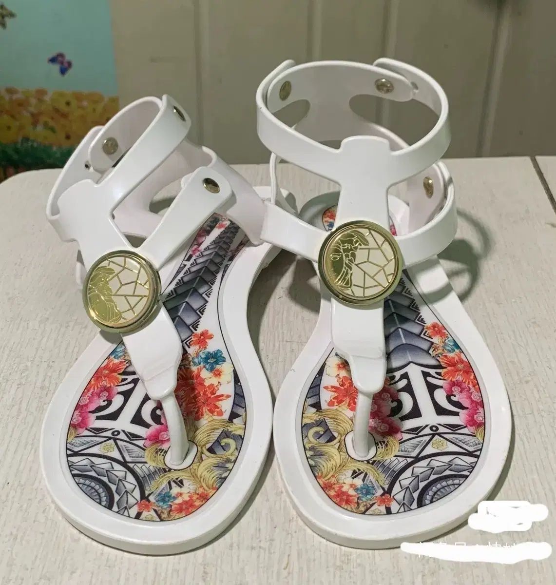 ヴェルサーチェ メリッサ 白 フラワー サンダル スリッパ 36