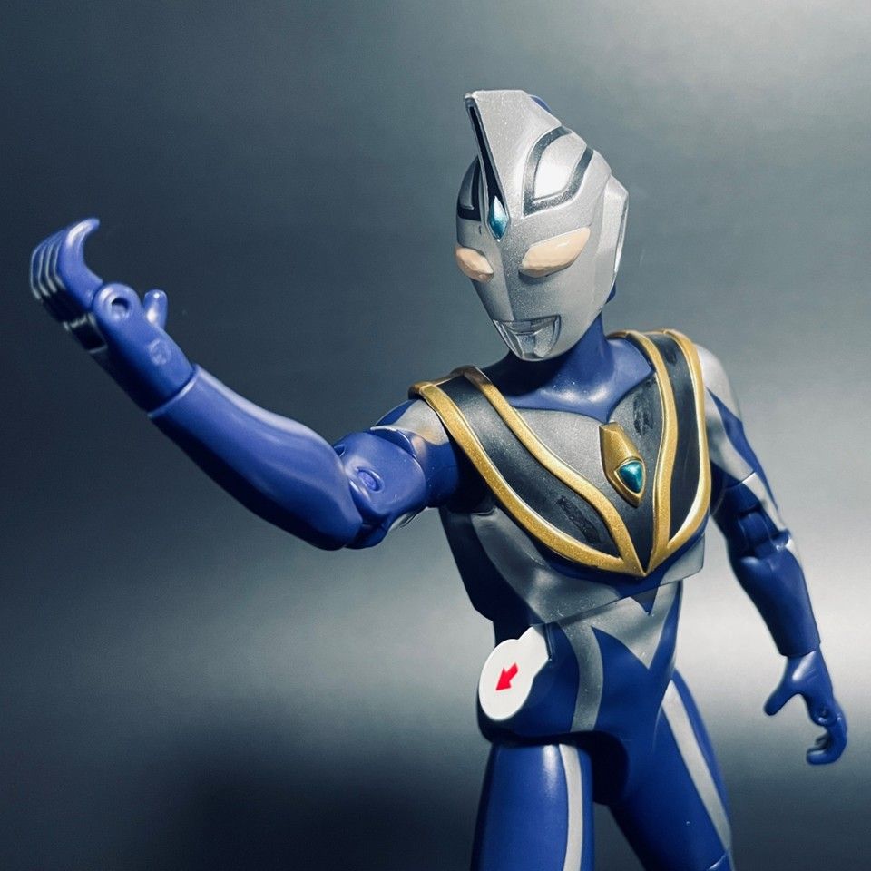 BANDAIサウンド×アクション ウルトラマンガイアV2 ＆ アグルV2 BANDAIサウンド×アクション ウルトラマンガイアV2 ＆ アグルV2 - メルカリ