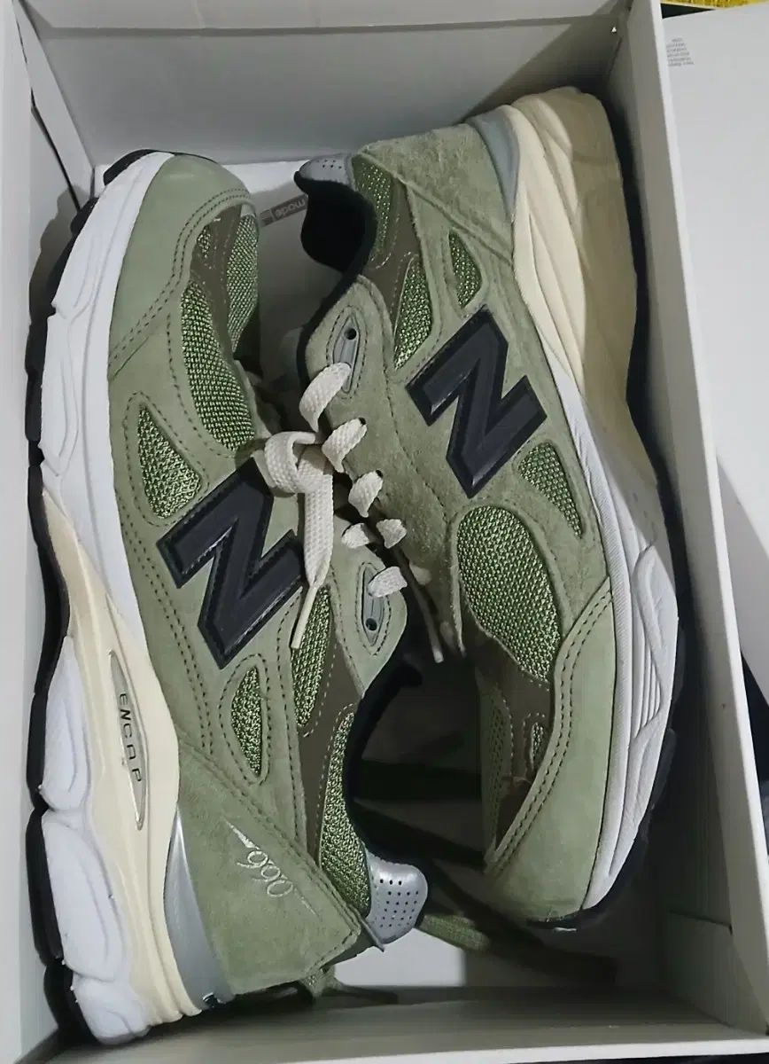 990V3 オリーブ