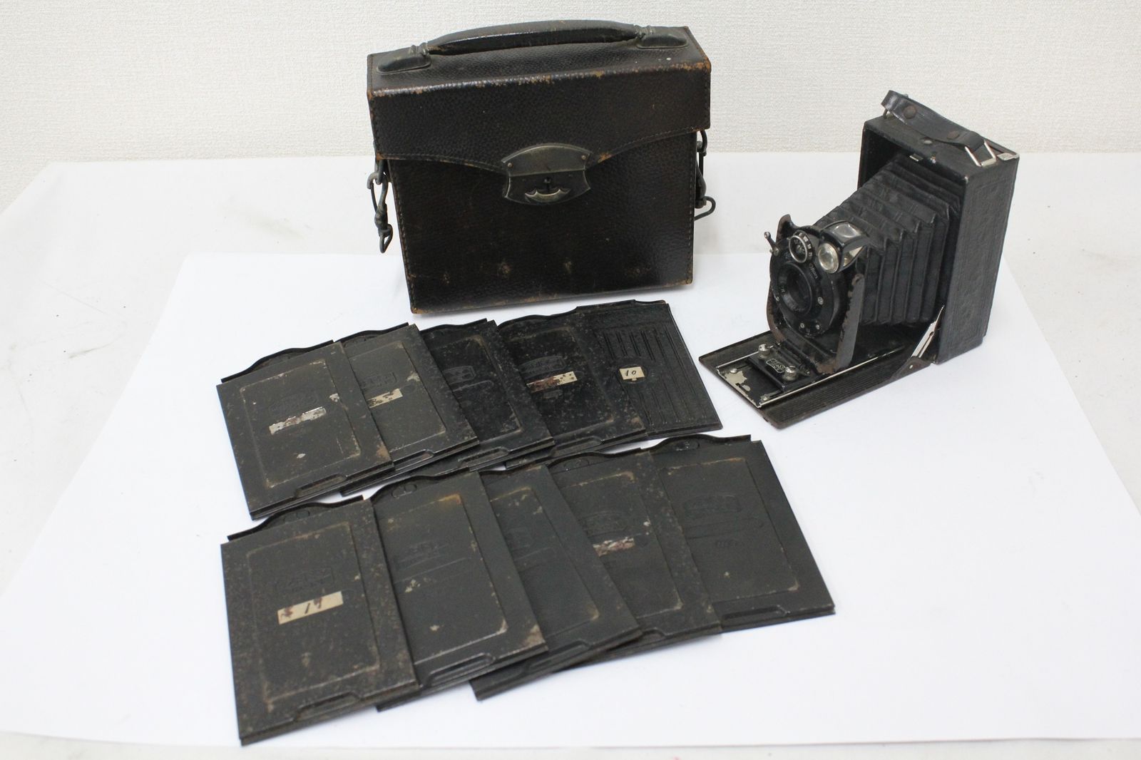 品 ツァイスイコン Zeiss Ikon Taxo 126 3 10.5cm F6.3 蛇腹カメラ e3853