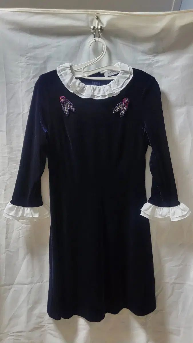 11 22 3点以上 -20 SANDRO サンドロ ツアーベルベット ミニワンピース 44