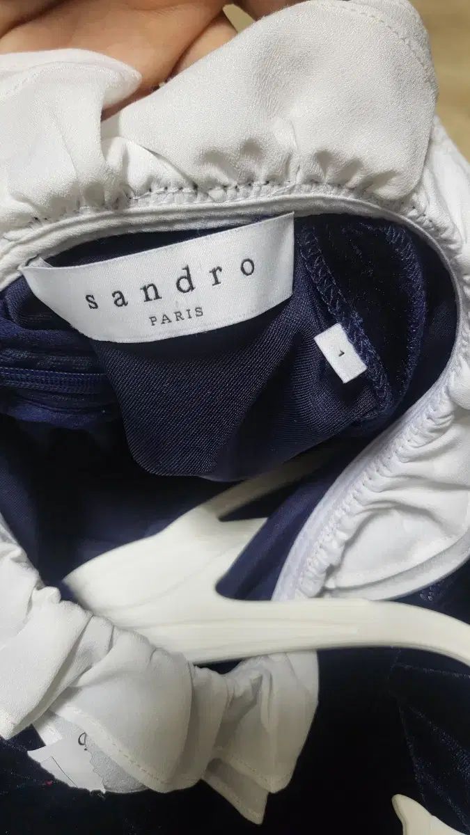 サンドロ ツアーベルベット