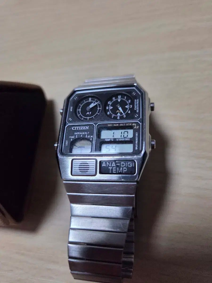 CITIZEN シチズン アナデジテンプ