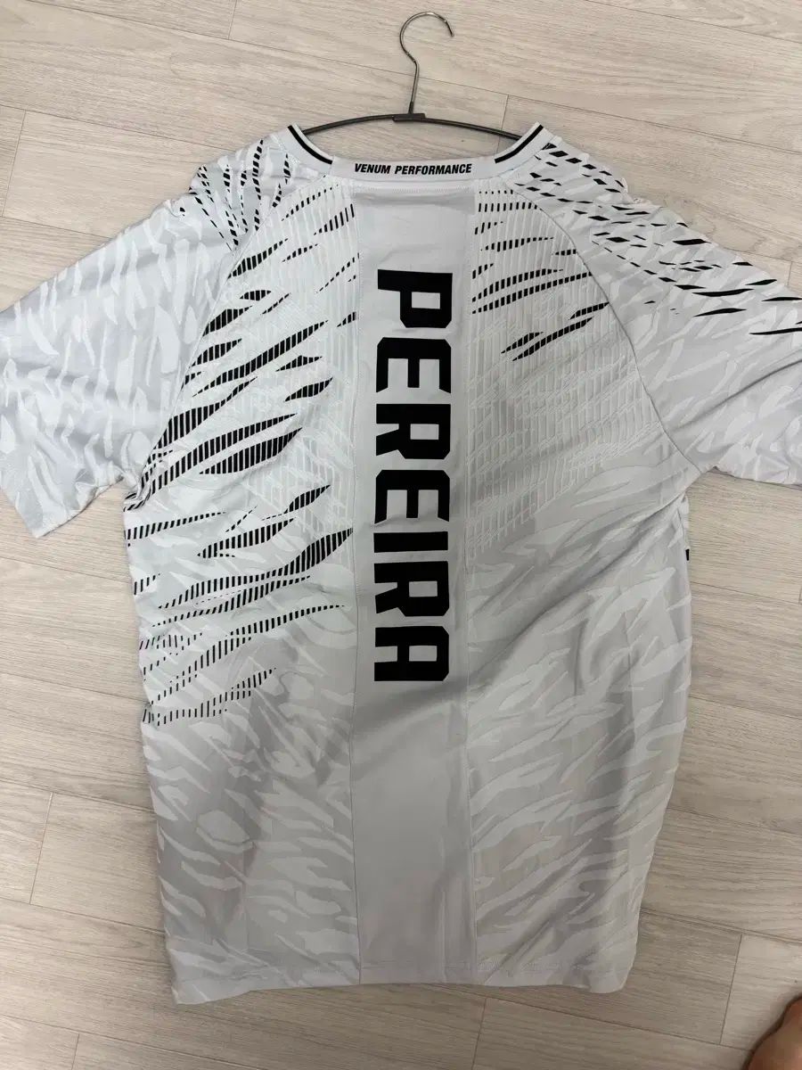 UFC VENUM ヴェナム アレックス ペレイラ マーキング Tシャツ L