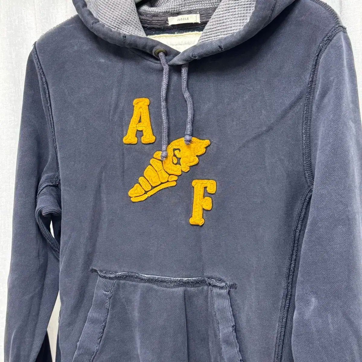 M アバクロンビー フードTシャツ