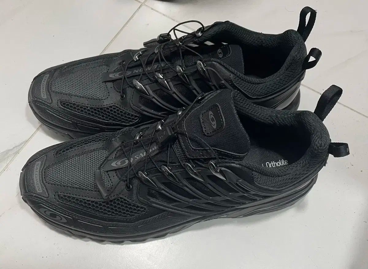 SALOMON サロモン acs pro 黒 UK 10 サイズ