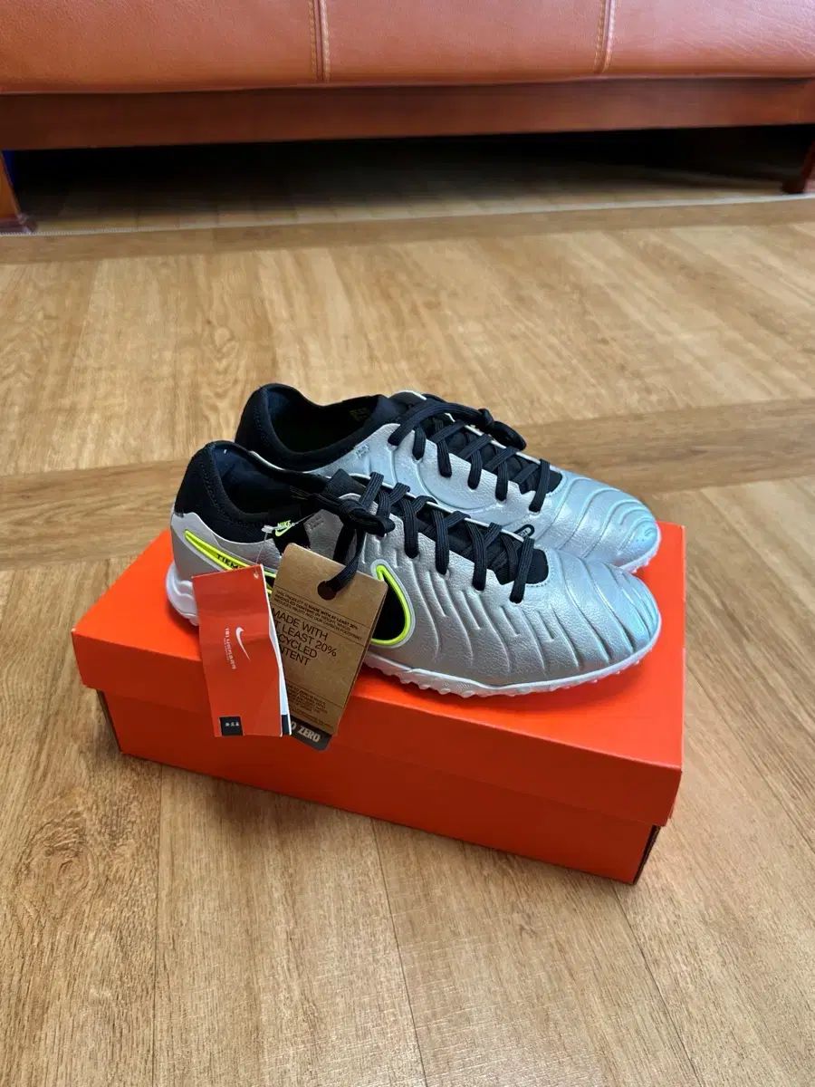 ナイキ ティエンポ レジェンド10 プロ TF サッカーシューズ 265 275