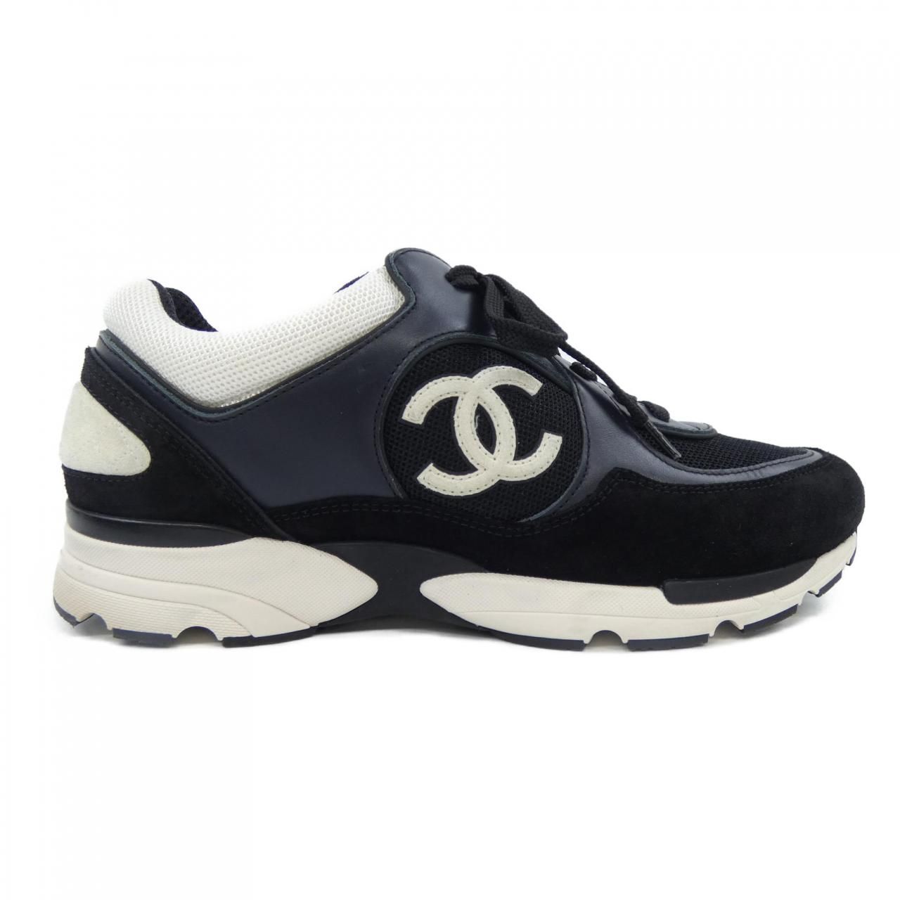 CHANEL シャネル スニーカー 23C☆》CHANEL スニーカー シルバー ゴールド 完売必至 (CHANEL