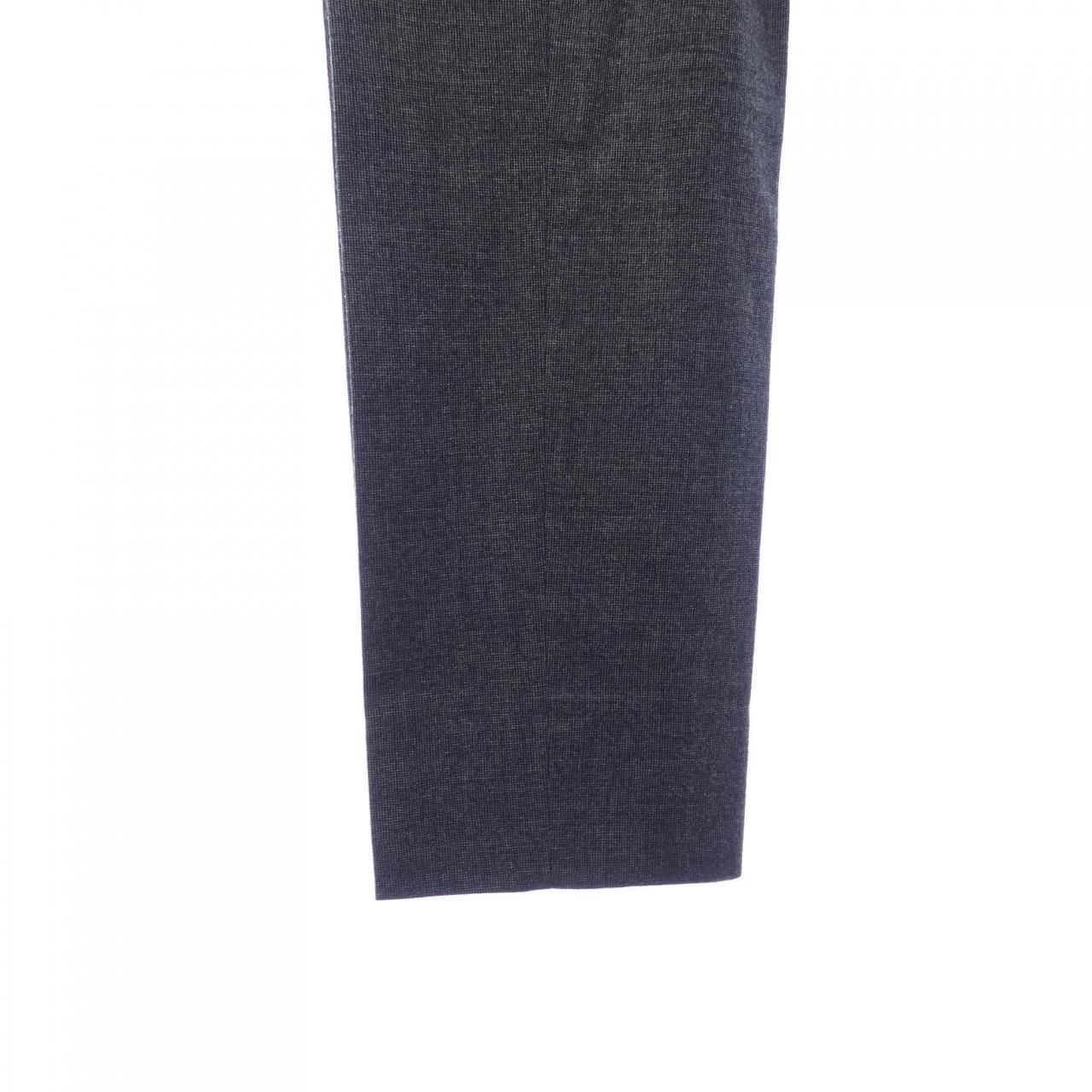 ディースクエアード