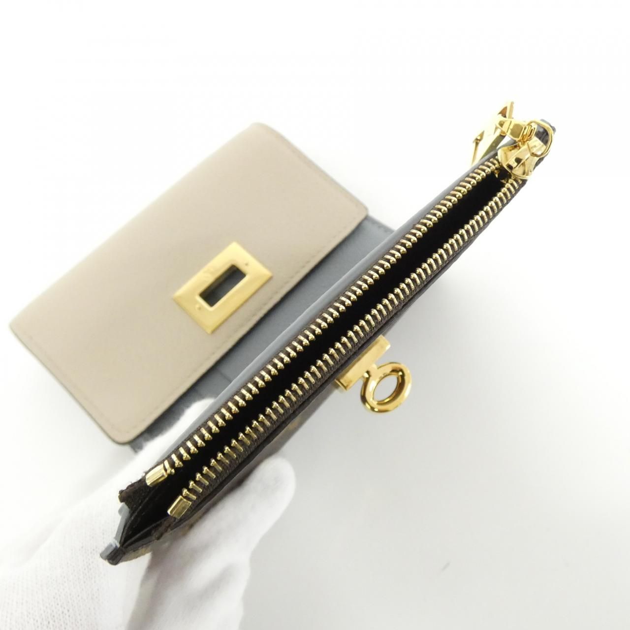  ルイヴィトン モノグラム ポルトフォイユ ヴィクトリーヌ M 82398 財布 その他 小物