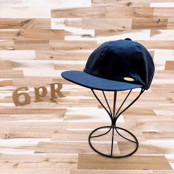 ブルーレーベルクレストブリッジ ベロア キャップ ツバ裏チェック柄 紺×赤