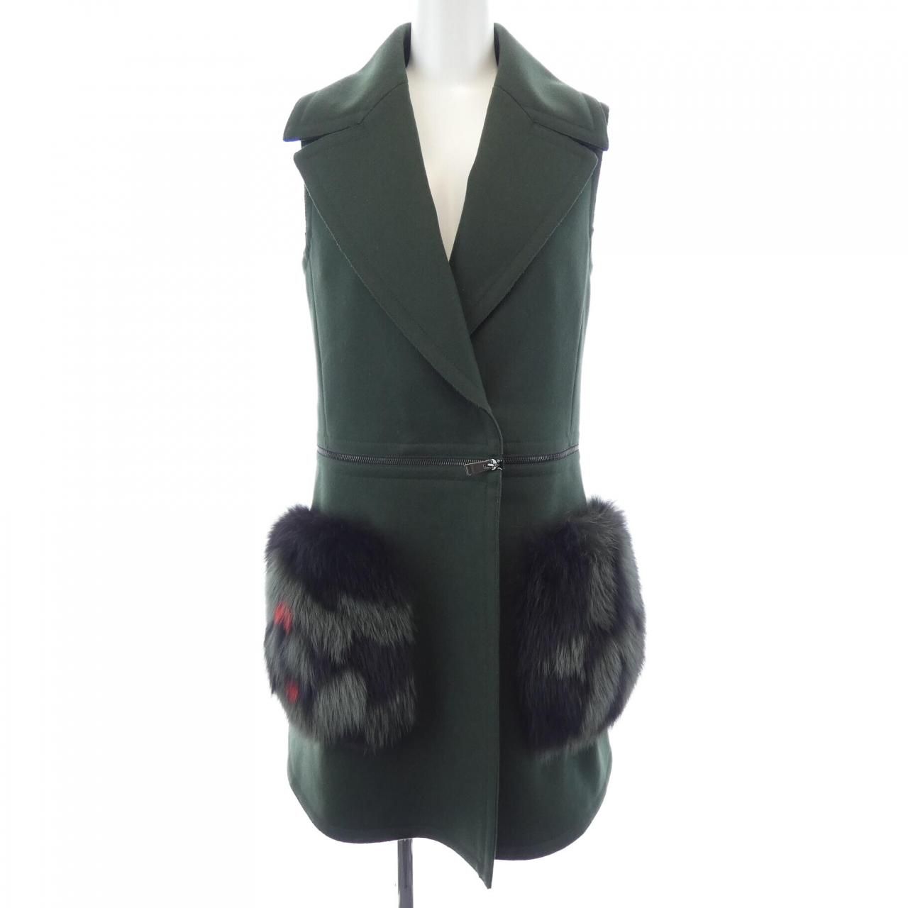 フェンディ FENDI FF8342 6BZ ロングベスト