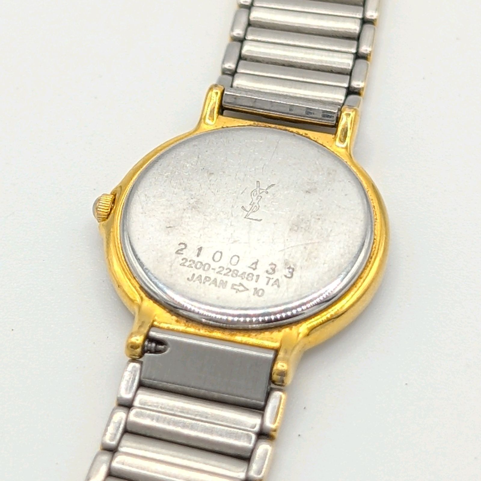 S イブサンローラン