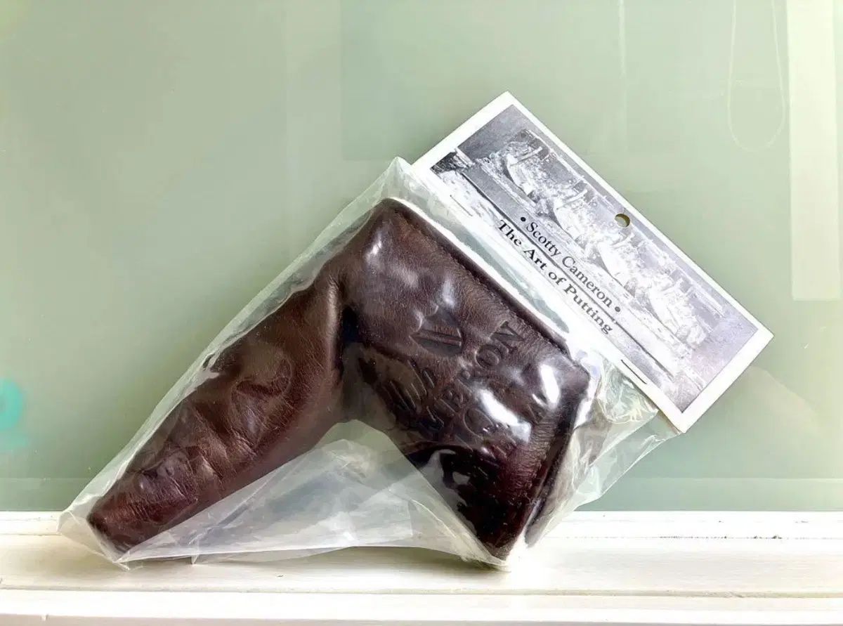 スコッティ キャメロン 2012 クラブ カメロン 10周年 パターカバー 新商品