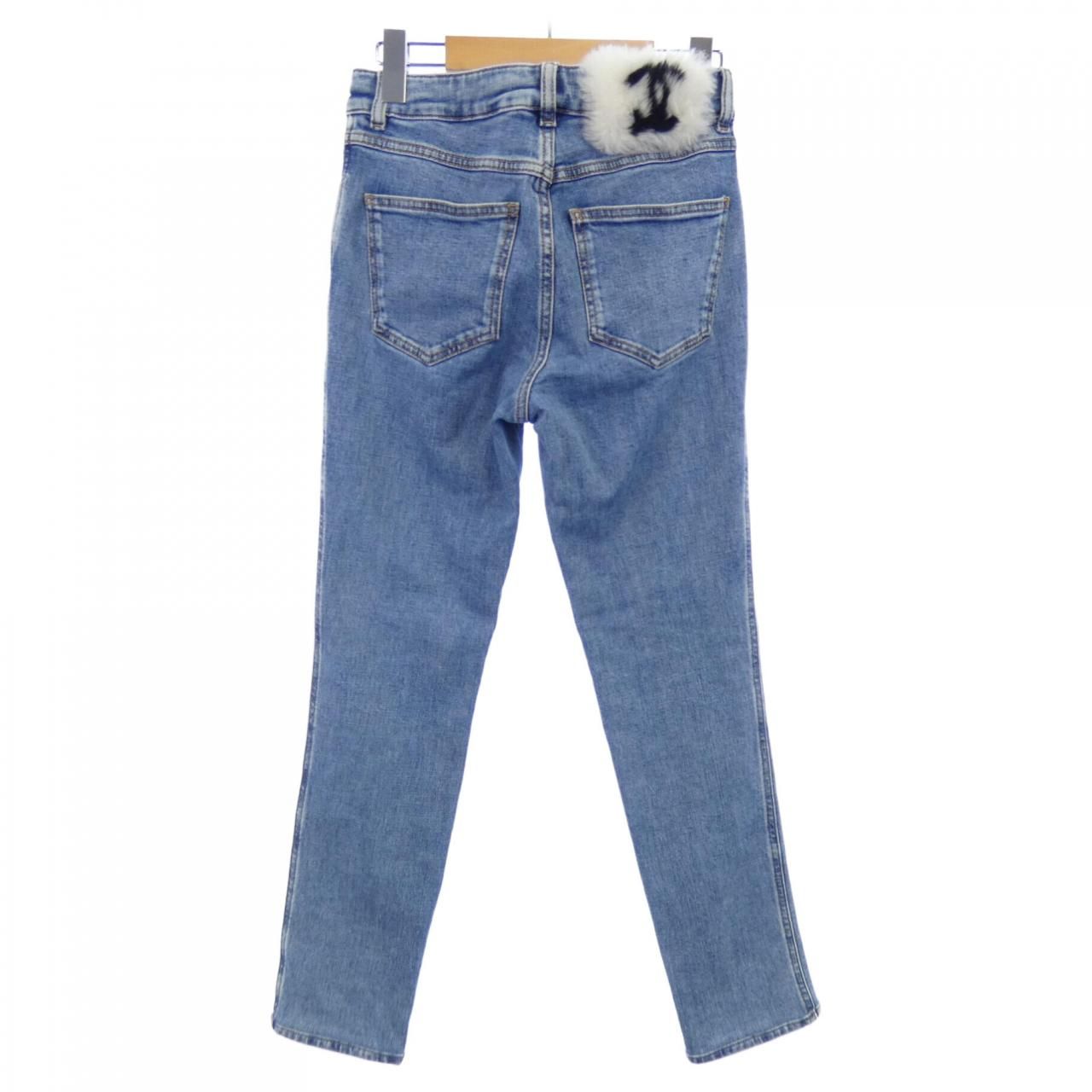 シャネル CHANEL COCO NEIGE LOOK35 P74543V67391 ジーンズ