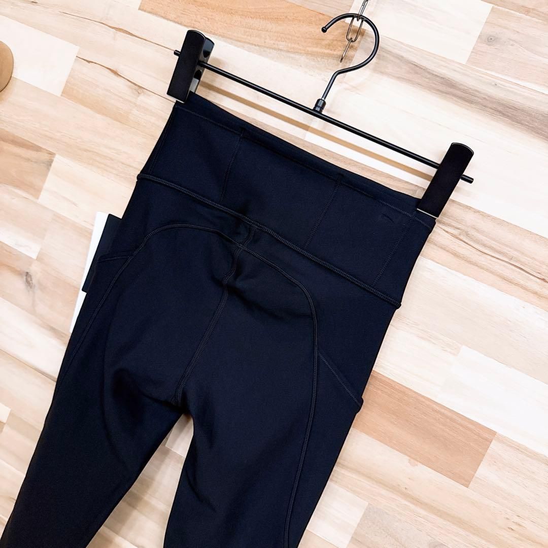 未使用【ルルレモン】裏起毛 ランニング タイツ 撥水 ストレッチ XS黒