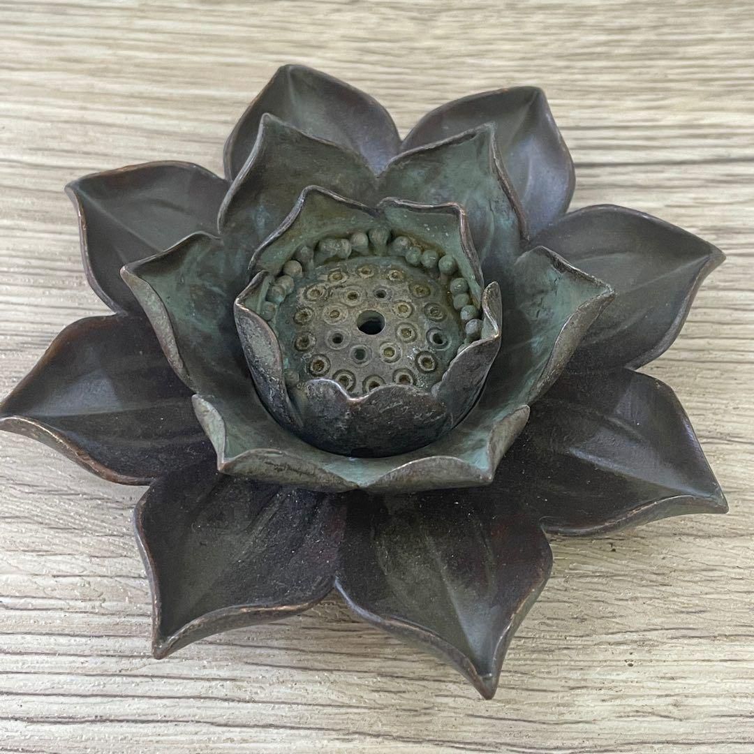 銅器 透かし彫り蓮花炉 家庭 茶台 客間 書斎 香炉 工芸品 置物