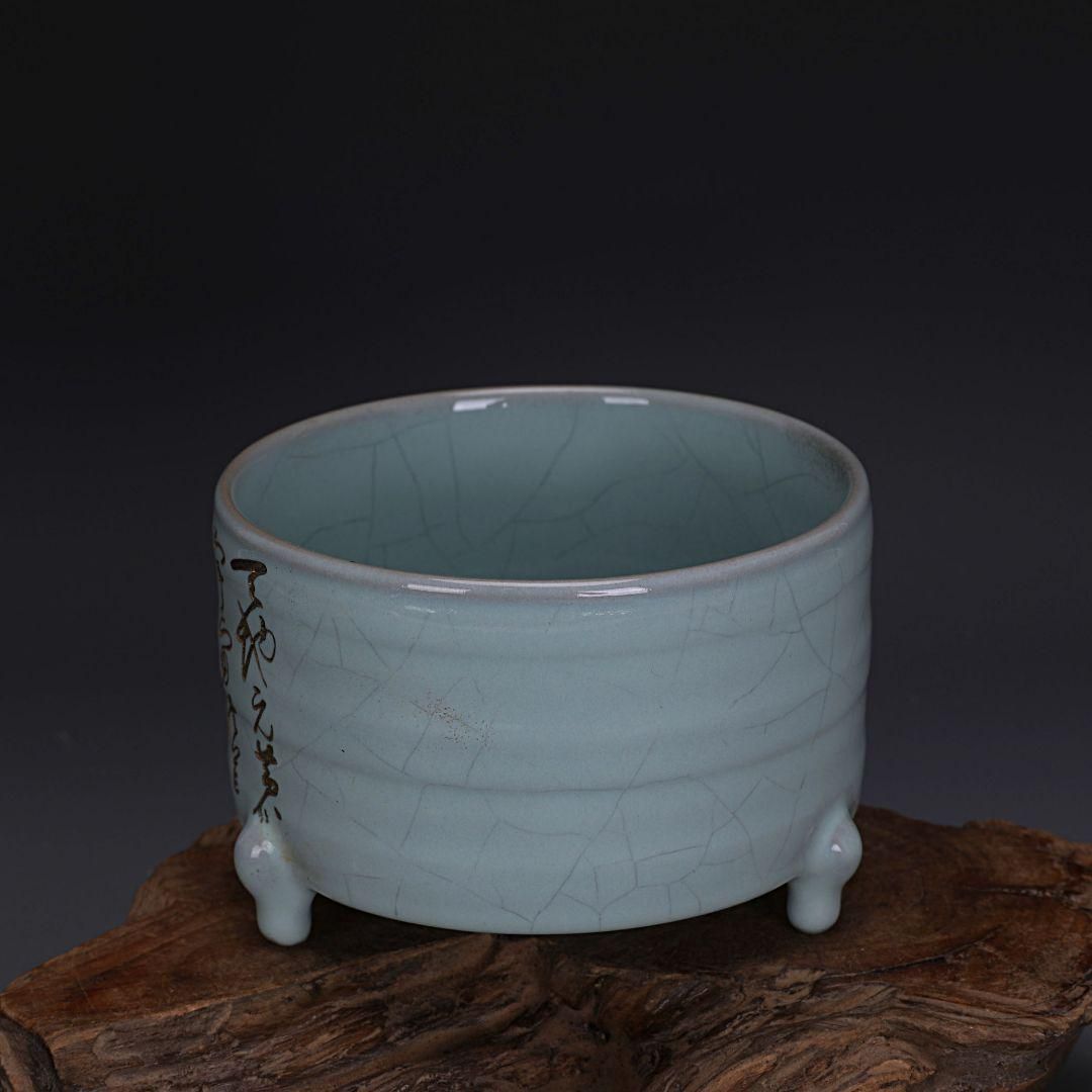 宋汝窯青釉蒔絵刻字草書三本足香炉 景徳鎮 陶磁器 装飾品 現代工芸品