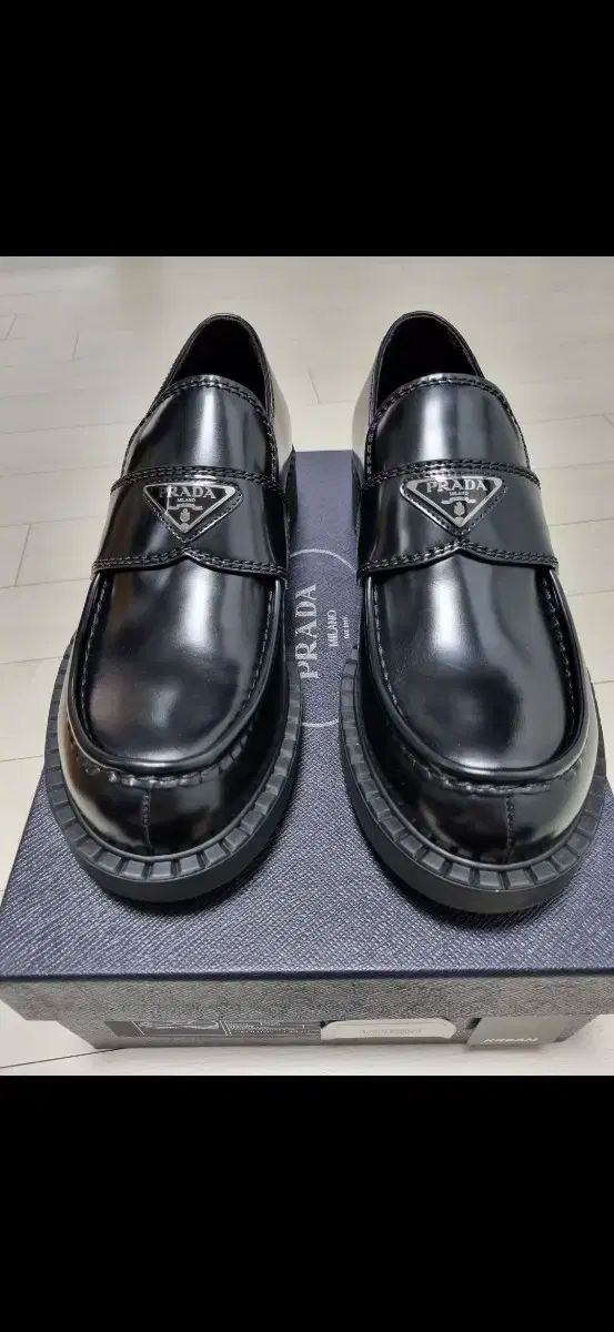 PRADA プラダ チョコレート ローファー 8.5 サイズ