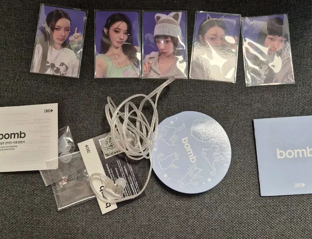 アイリット bomb INイヤーホン アルバム フルセット トレカ