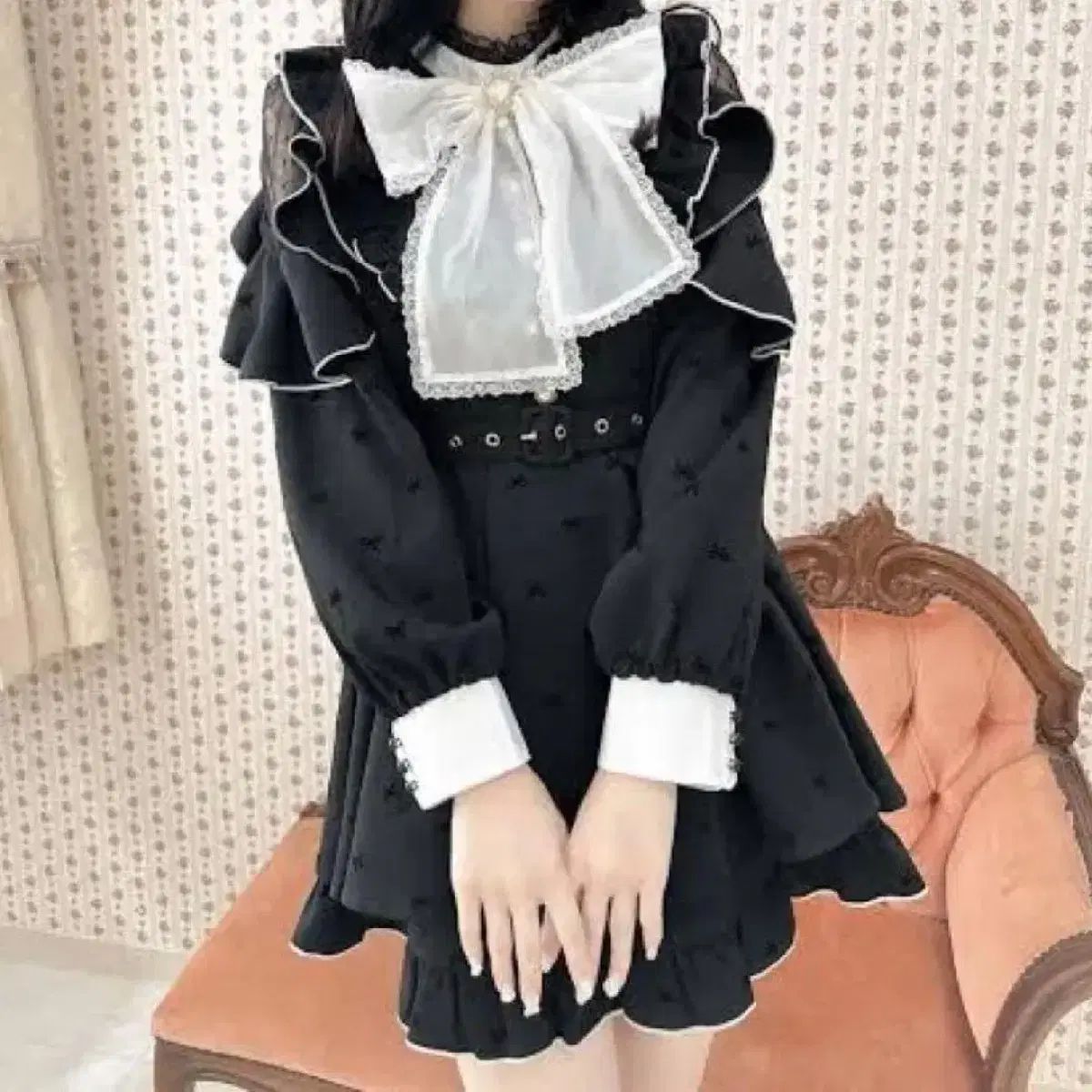 ロジータ リー リボン バイ セットアップ ブラック - 白 地雷系