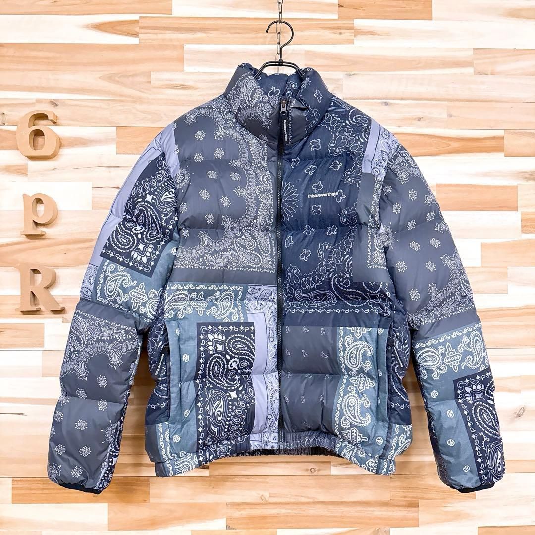 美品【ディスイズネバーザット】バンダナ ペイズリー ダウンジャケット