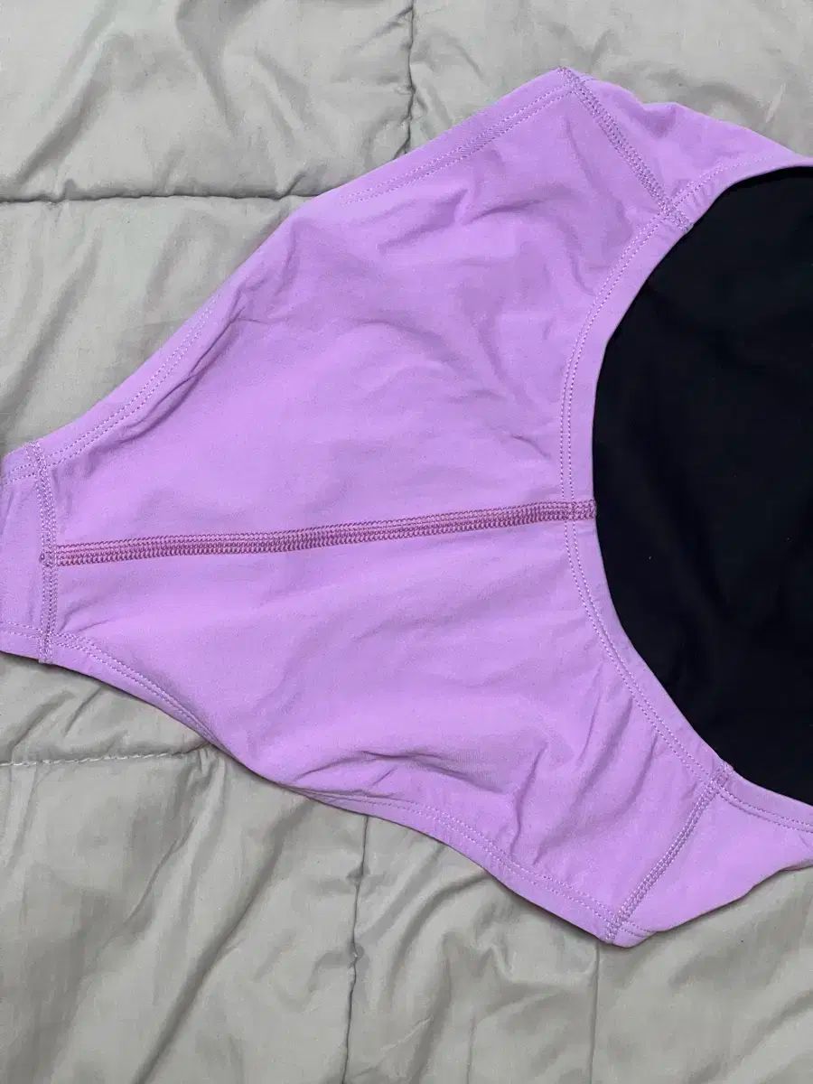 30 フューシャグロー