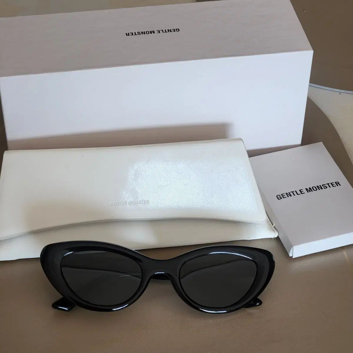 GENTLE MONSTER ジェントルモンスター サングラス KONYK01 公式ホームページ 品