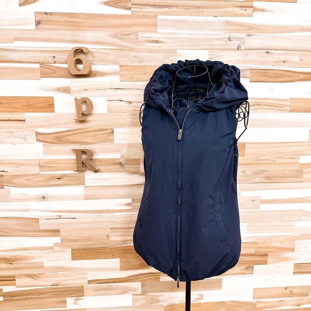 セオリー フェザー ブレンド ボリューム フード ダウンベスト S紺ネイビー