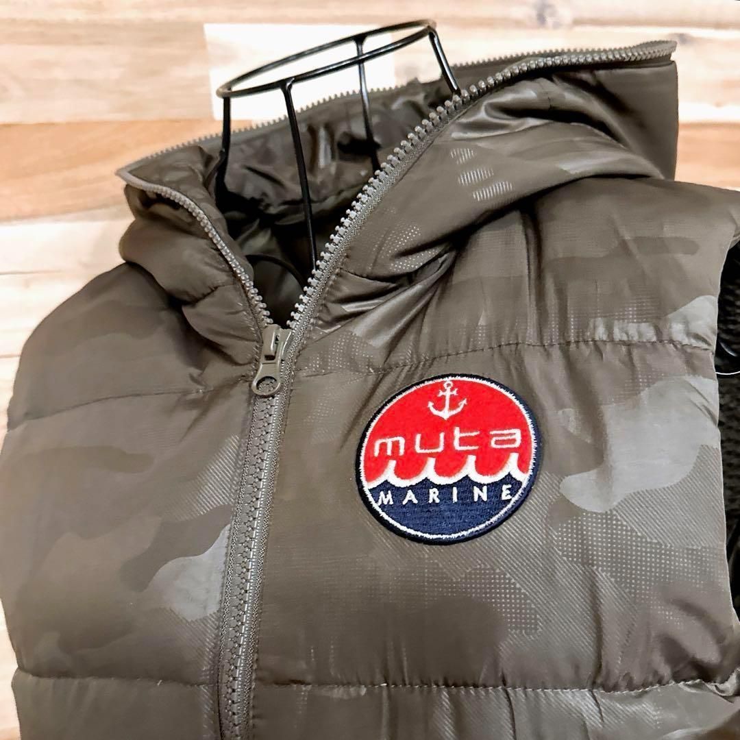 美品【ムータマリン】フェザー ダウン ゴルフ ベスト 迷彩カモ柄 M カーキ×赤 美品【ムータマリン】フェザー ダウン ゴルフ ベスト 迷彩カモ柄 M