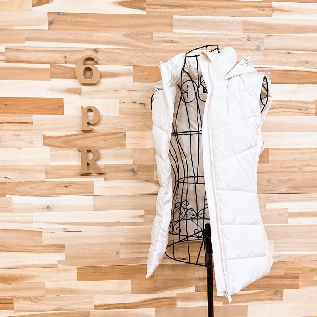 ザラ キルティング ニット ドッキング 中綿 ベスト フード 軽量 XS 白