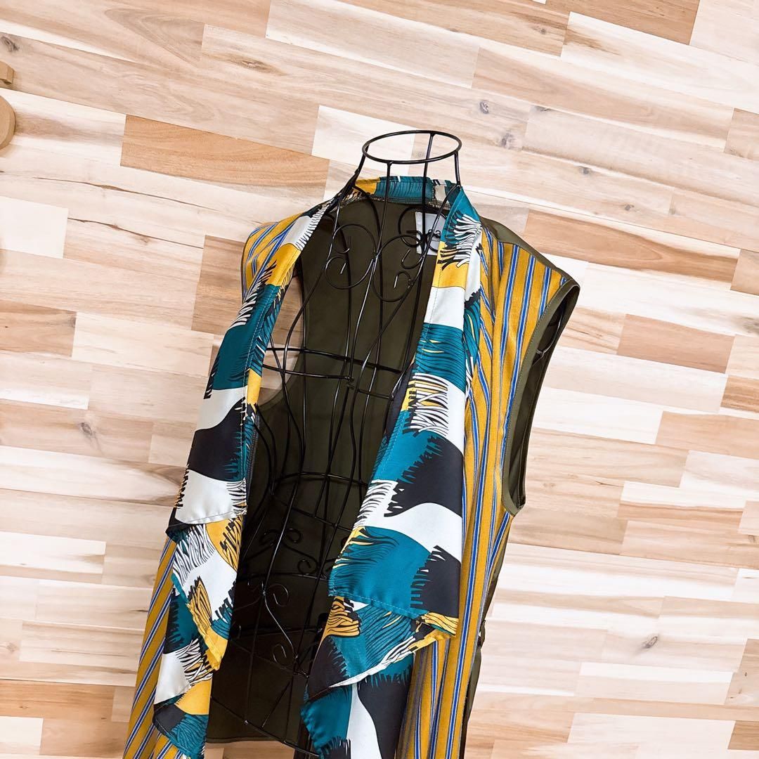 イアパピヨネ サテン 配色パターン 切り替え ベスト フリンジ カーキ×緑