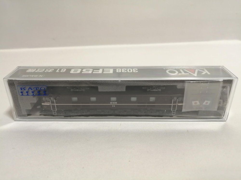 Nゲージ 電気機関車 EF 58 61 お召機 3038