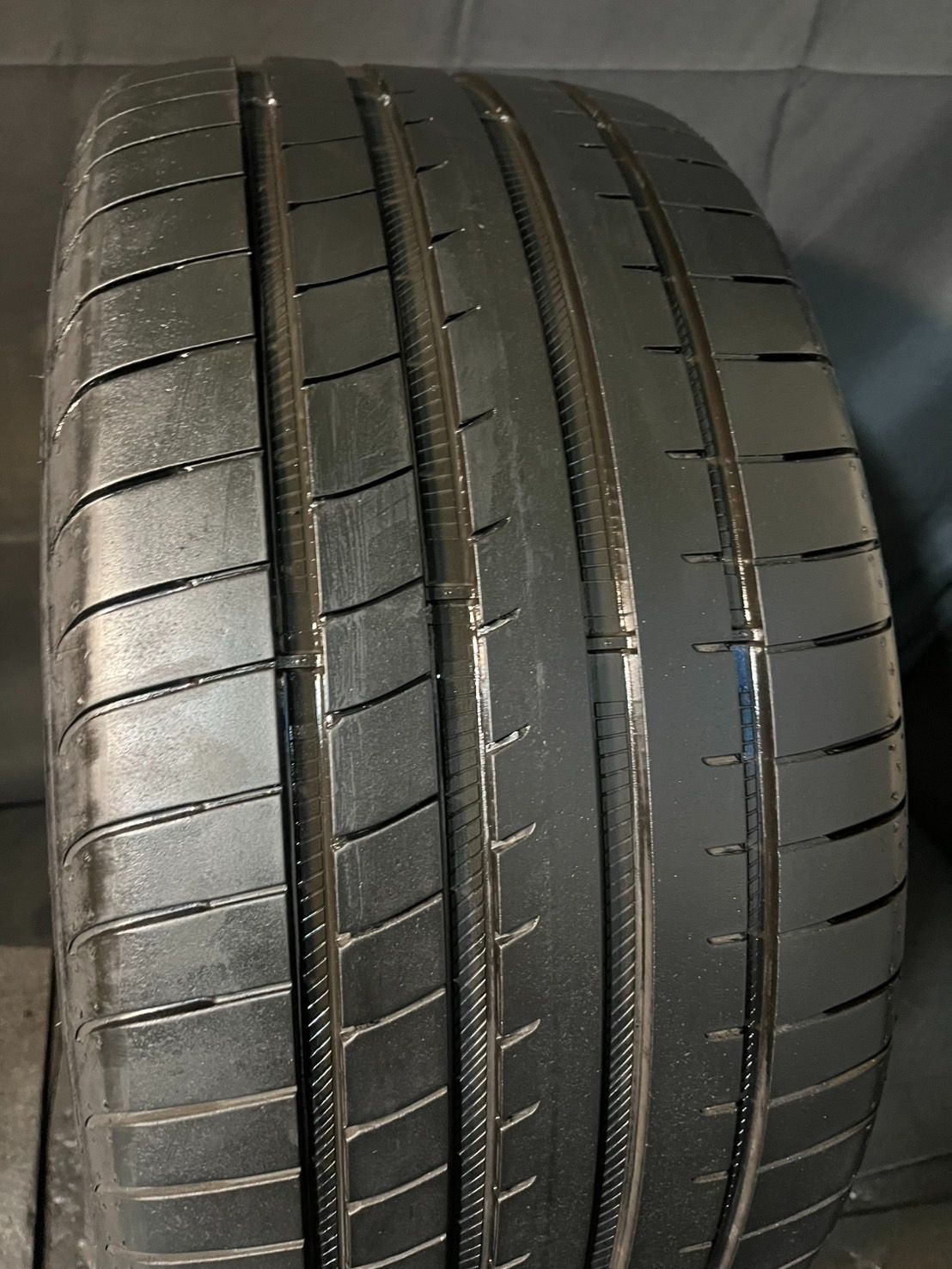  製 約8分山 グッドイヤー イーグル EAGLE F 1 MO 5 255 35 R 19 1本 h_702 19インチ サマータイヤ ノーマルタイヤ