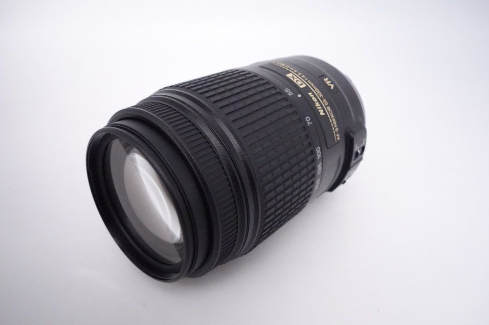 上品 ニコン Nikon ズームレンズ AF-S DX NIKKOR 55-300mm f 4.5-5.6G ED VR D11013A