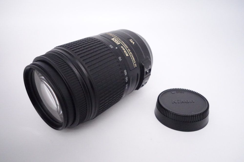 上品 ニコン Nikon ズームレンズ AF-S DX NIKKOR 55-300mm f 4.5-5.6G ED VR D11013A