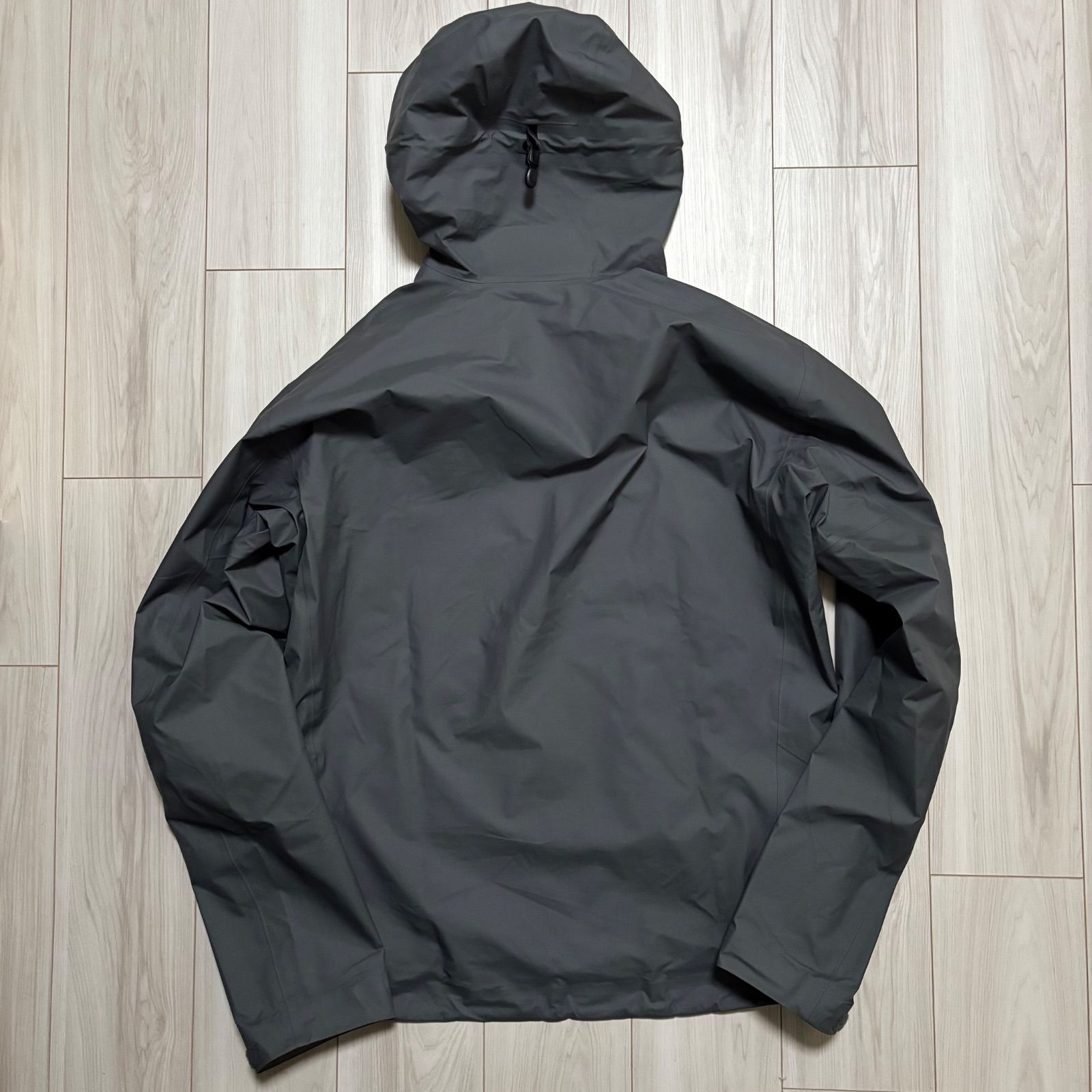 アークテリクス ベータジャケット メンズL グレー 灰色 ゴアテックス