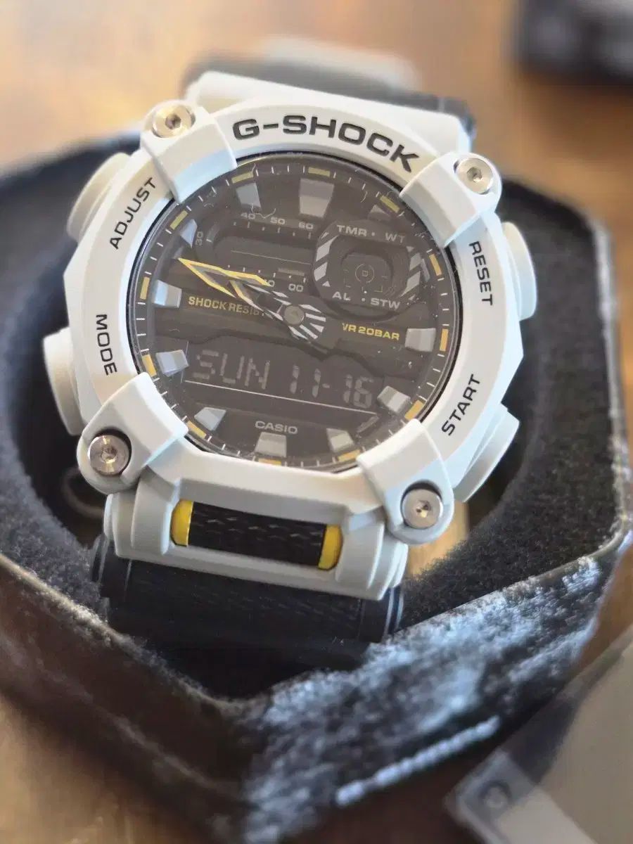 カシオ G-SHOCK GA-900HC-5ADR 時計