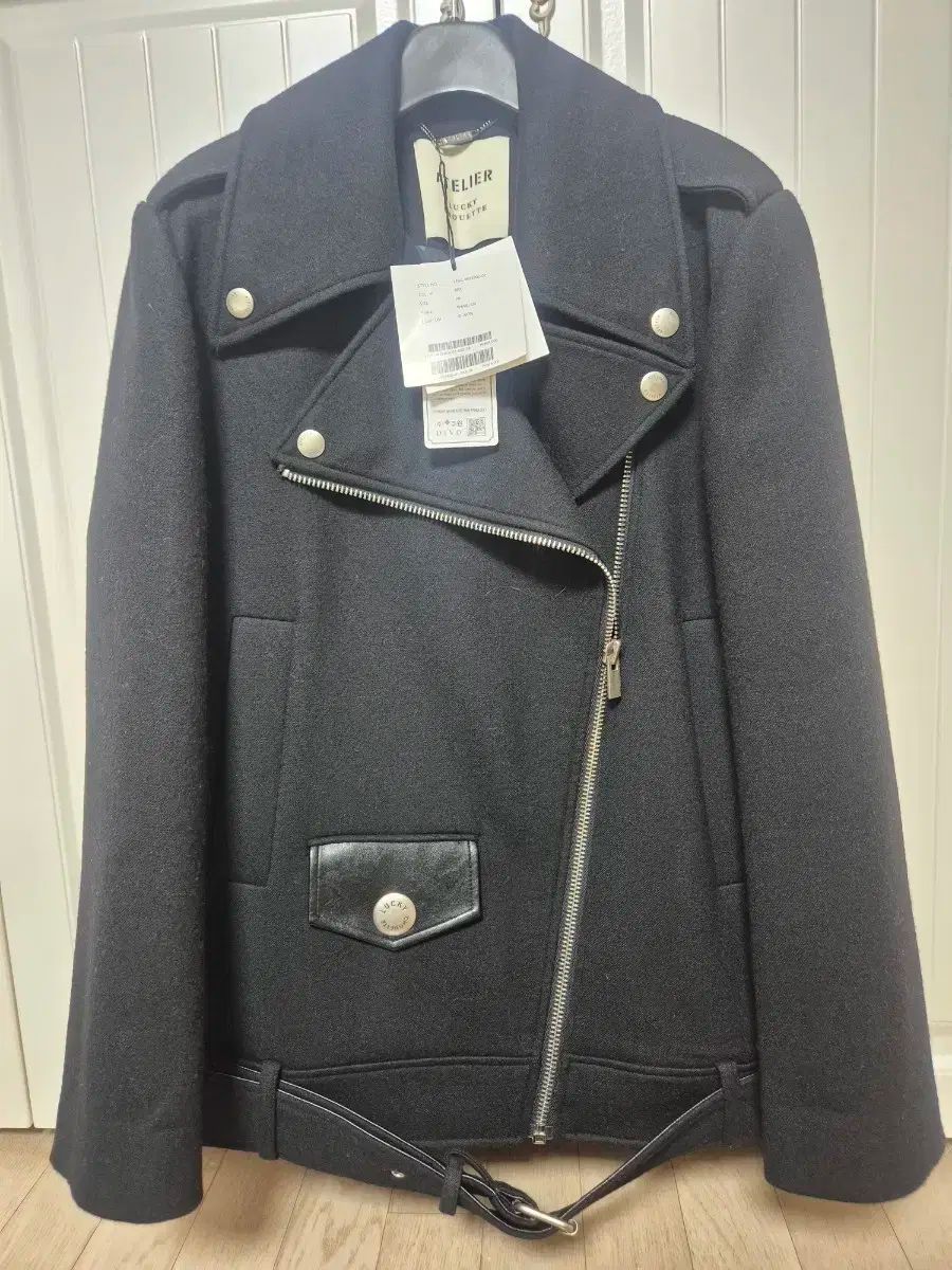 アトリエ ルーキー ルーチェ ブラック ライダースジャケット