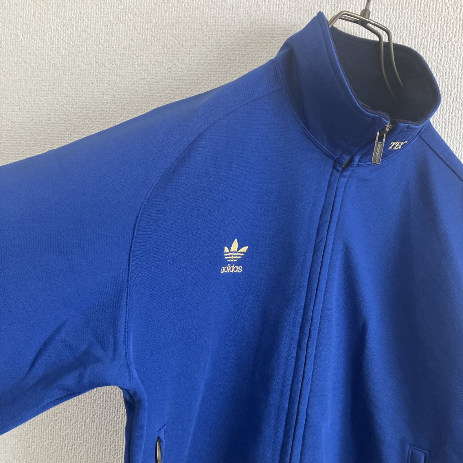 稀少】90s adidas アディダスオリジナルス ロゴ刺繍 デサント製