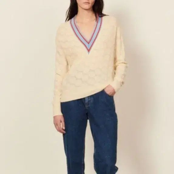 Vネック ニット