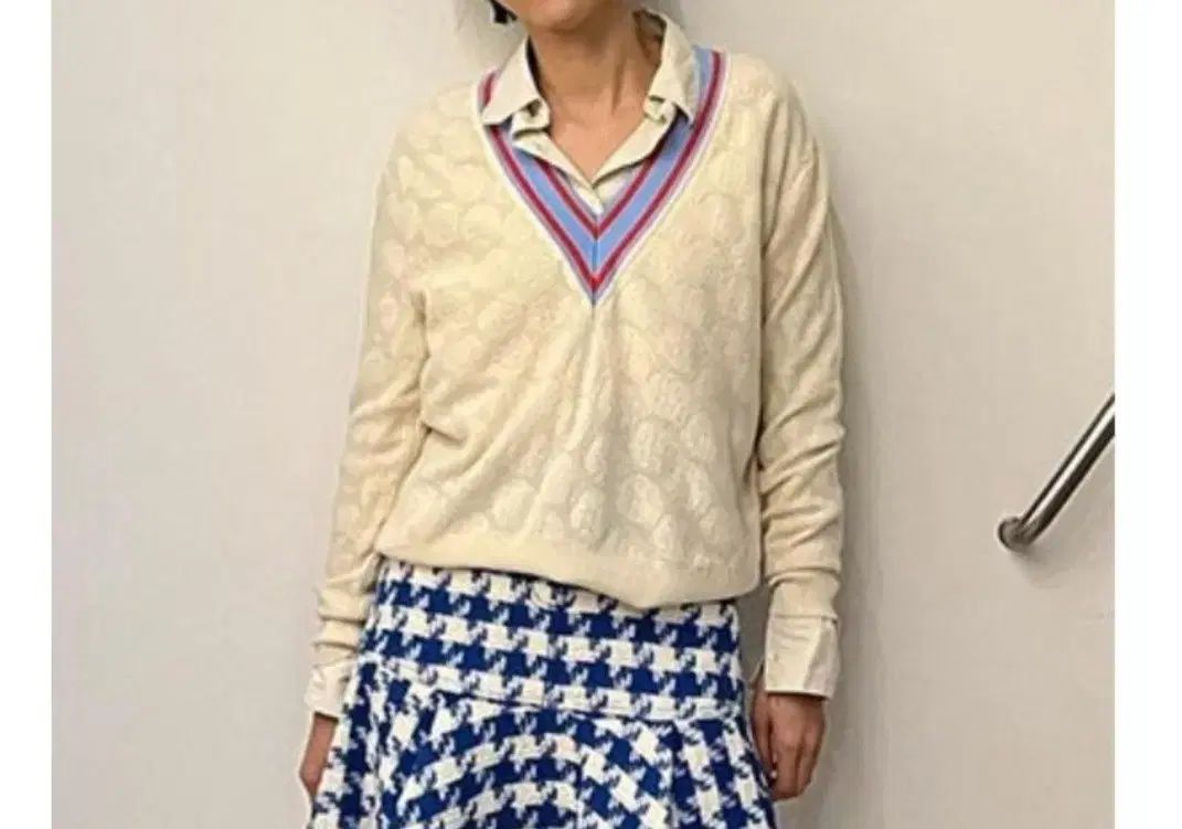 ブレンド Vネック