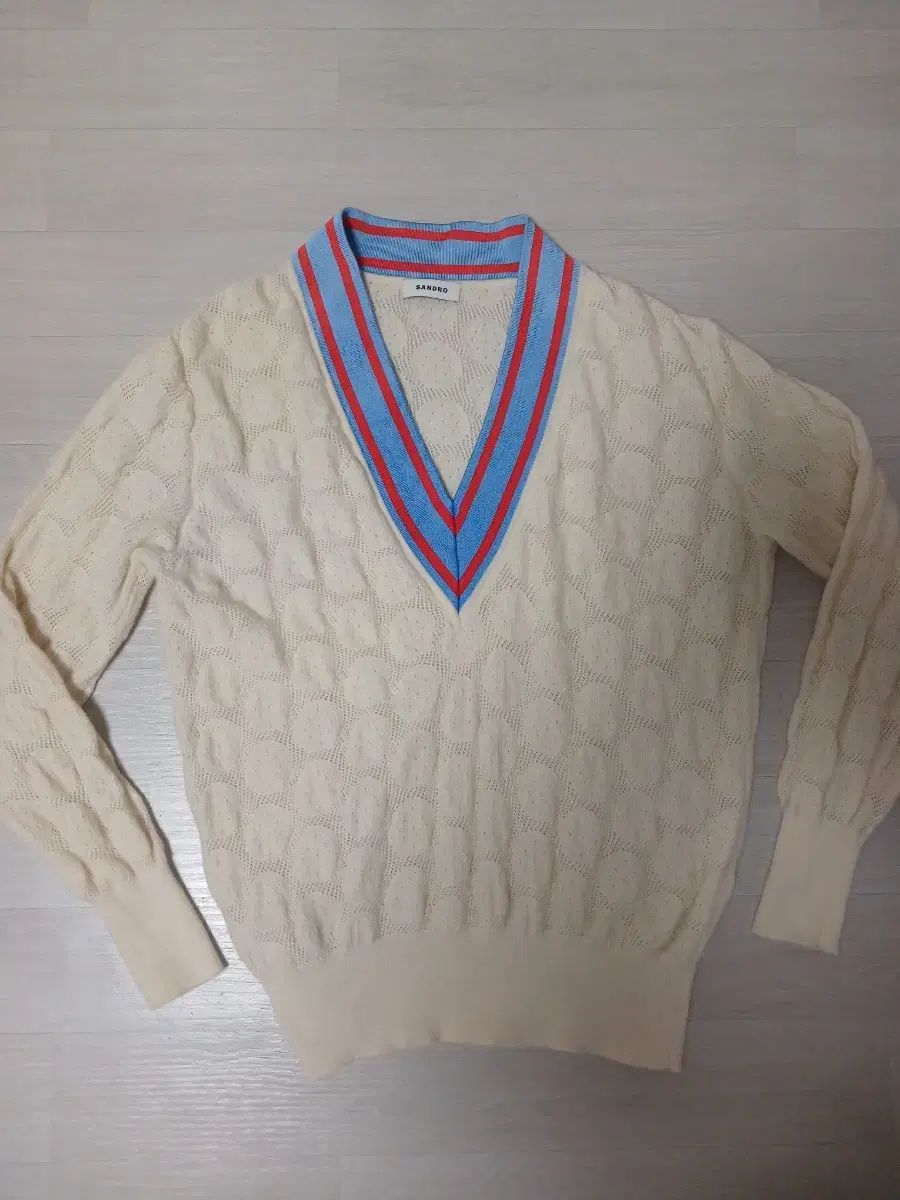 ブレンド Vネック