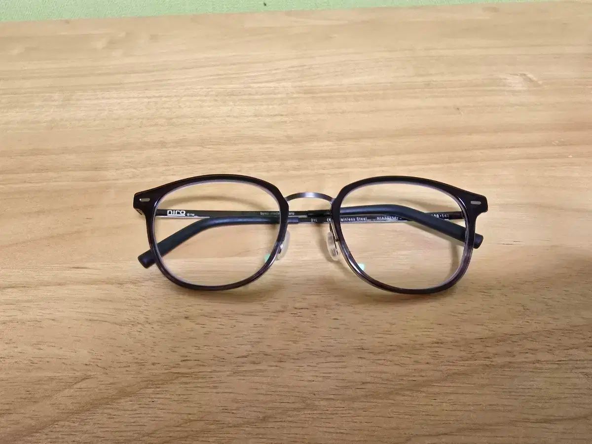 ニロ 72114 FGH - GY メガネ