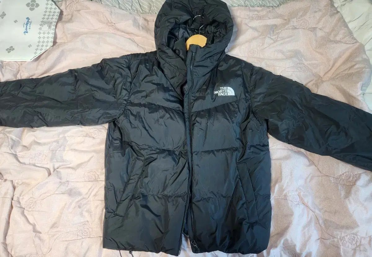 THE NORTH FACE ブラック ダウン アウター Lサイズ 105size