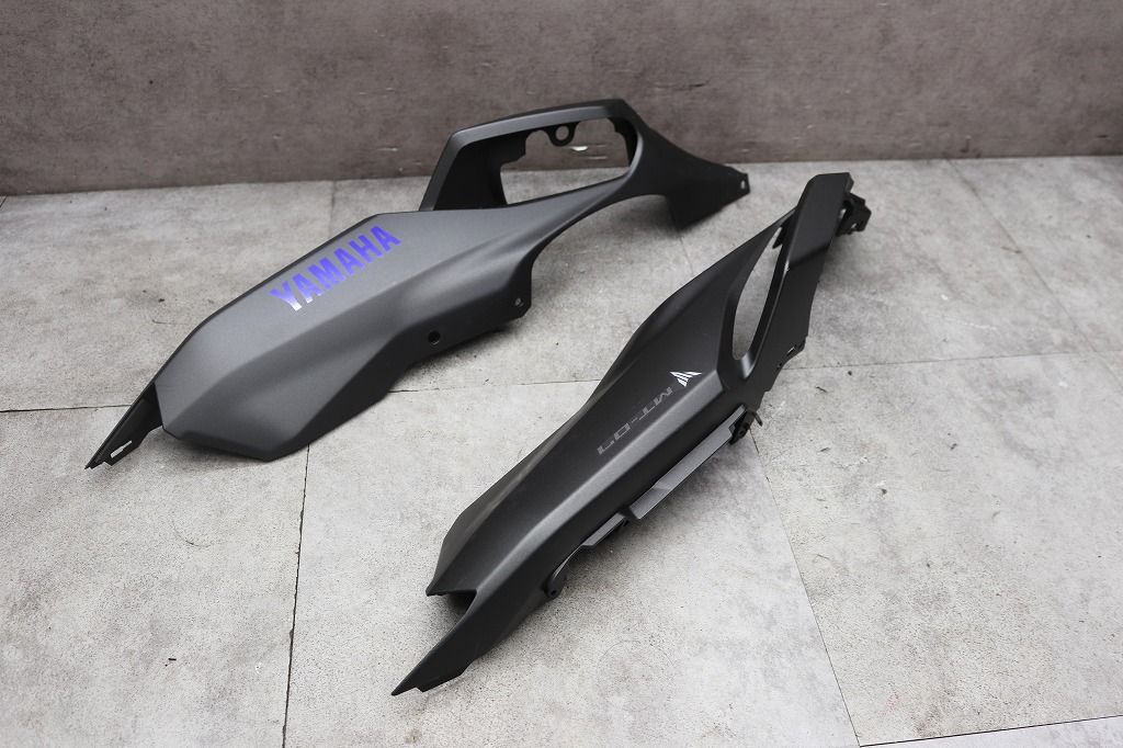 ヤマハ 純正 中古 MT-07(RM07J) シートカウル 左右 1WS-21711-00/1WA