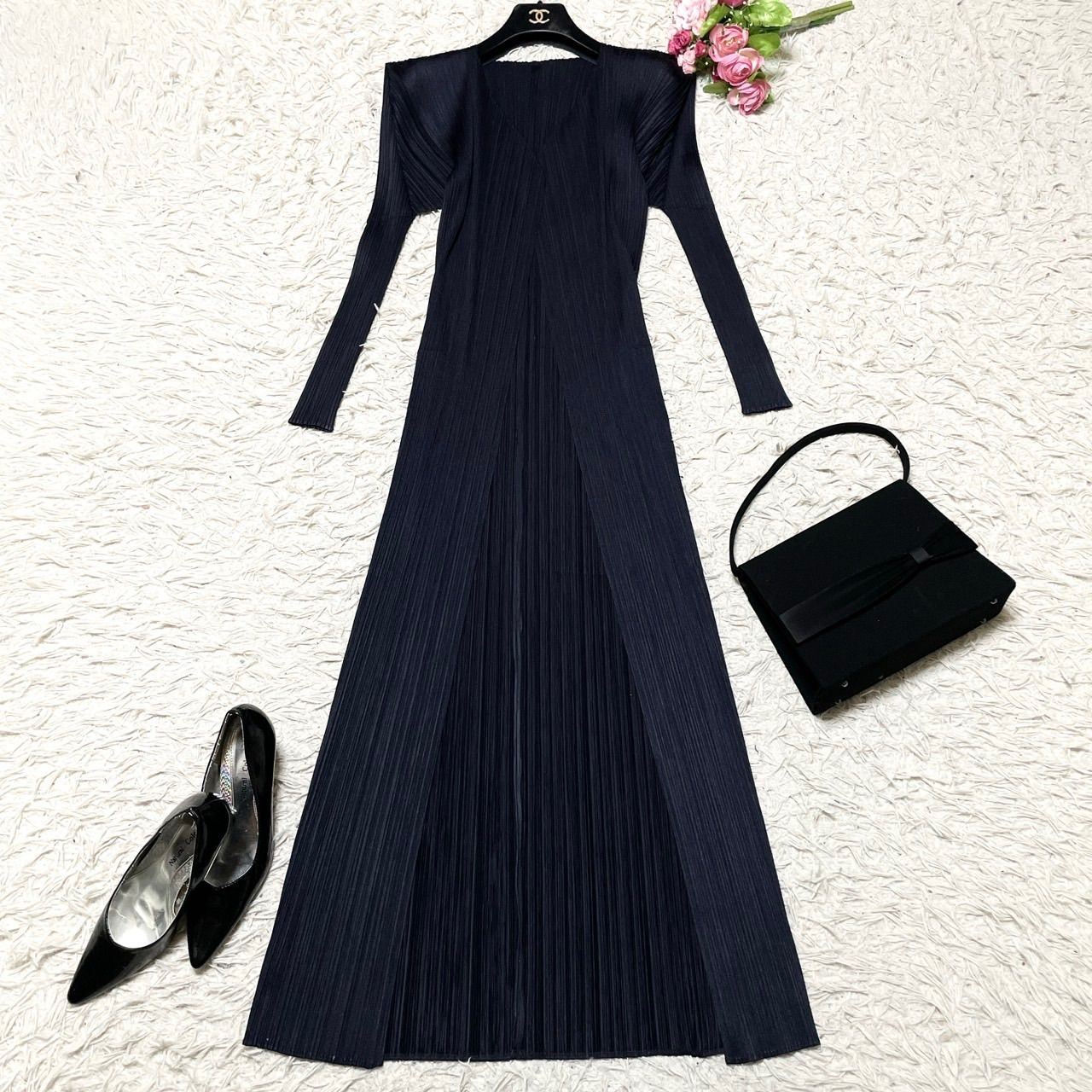 極美品　プリーツプリーズ　イッセイミヤケ　コート　ロングカーディガン　ブラック 極美品○ PLEATS PLEASE ISSEY MIYAKE プリーツプリーズ イッセイ