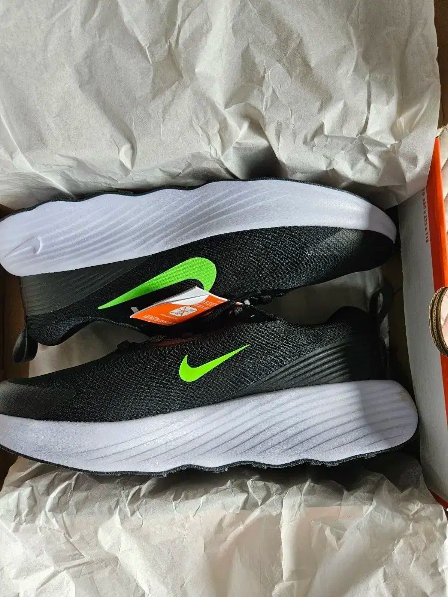 ナイキ プロ ミナ 270サイズ ランニングシューズ み