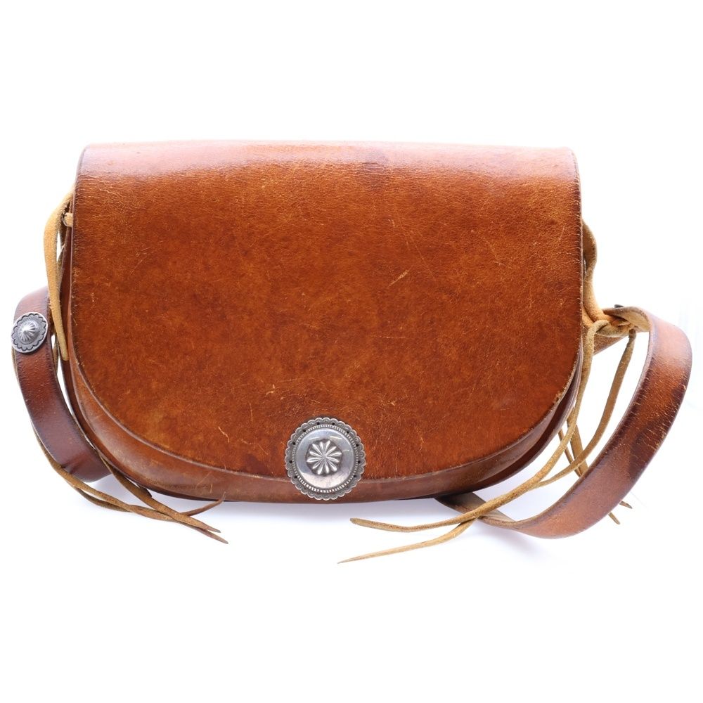 goro s ゴローズ サドルレザー フラワーコンチョ付き 丸型メディスンバッグ ショルダーバッグ ブラウン