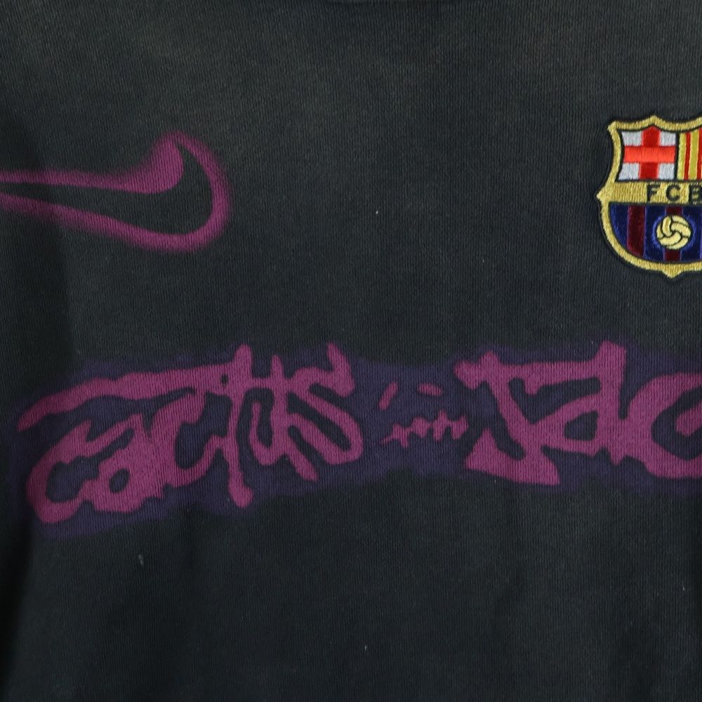 Cactus Jack x FC Barcelona x NIKE ロゴフーディ Cactus Jack x FC Barcelona x NIKE ロゴフーディ